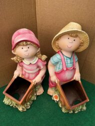 Casal de Agricultores Decorativo com Carrinho-Vaso - Imagem 2