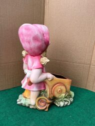 Casal de Agricultores Decorativo com Carrinho-Vaso - Imagem 6